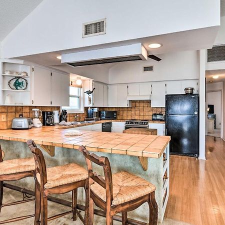 Sea Isle Galveston Getaway Less Than 1 Mile To Beach! Exterior foto