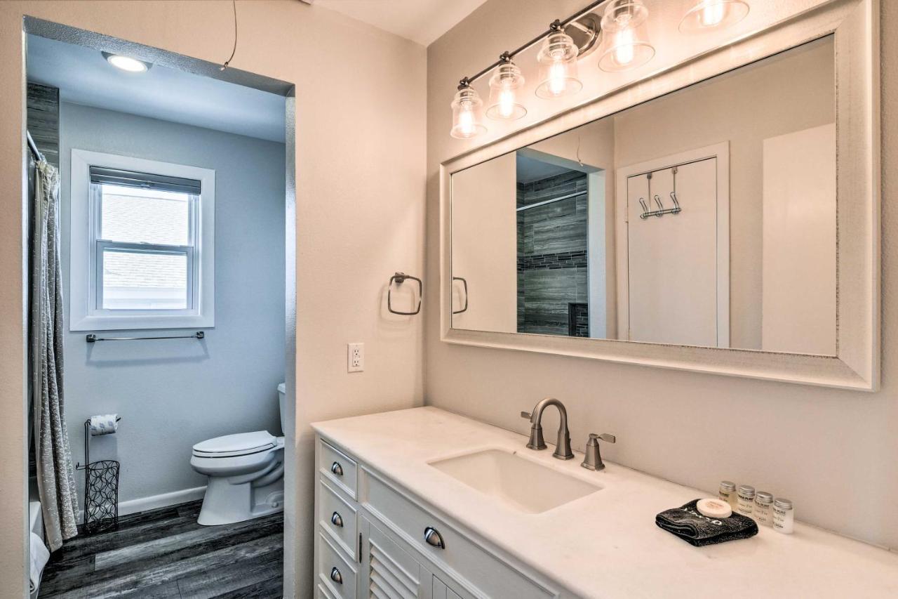 Sea Isle Galveston Getaway Less Than 1 Mile To Beach! Exterior foto